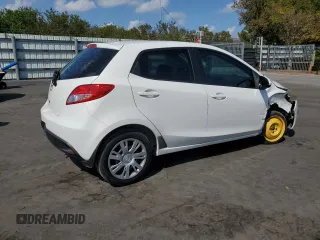 2014 Mazda 2 Sport with VIN JM1DE1KY2E0185624, listed as a Copart auction lot 50622285 with 73,590 mi miles and Salvage Title. Bid and sale history available at carsss.com. Image 3.