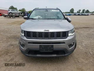 2019 Jeep Compass Limited z VIN 3C4NJDCB1KT760418, wystawiony jako Copart lot #60749295 z przebiegiem 147 863 mil mil oraz Szkoda całkowita • Salvage title. Historia ofert i sprzedaży dostępna na DreamBid. Obrazek 5.