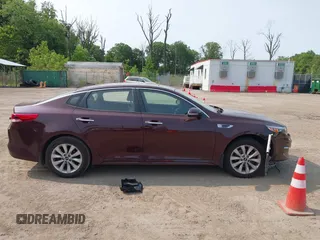2018 Kia Optima LX z VIN 5XXGT4L30JG268095, wystawiony jako IAAI lot #42411812 z przebiegiem 119 150 mil mil oraz . Historia ofert i sprzedaży dostępna na DreamBid. Obrazek 13.