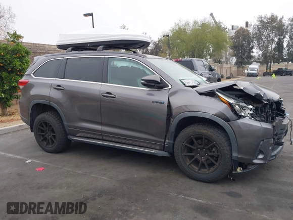2018 Toyota Highlander Hybrid XLE с VIN 5TDJGRFH4JS044843, выставлен на аукционе IAAI как лот 41979512 с пробегом 84 844 миль миль и . История ставок и продаж доступна на DreamBid. Изображение 14.