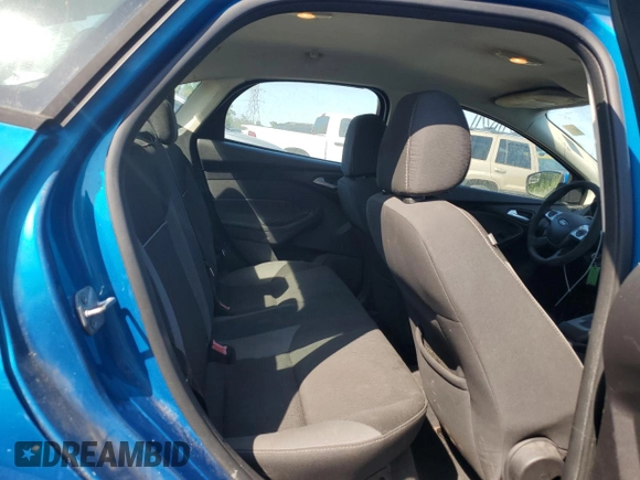 2014 Ford Focus SE with VIN 1FADP3F20EL135711, listed as a Copart auction lot 52580285 with 259,824 mi miles and Clean Title. Bid and sale history available at carsss.com. Image 10.