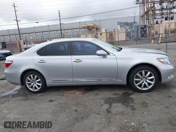 2008 Lexus LS 460 with VIN JTHBL46F185068226, listed as a IAAI auction lot 42068711 with 211,526 mi miles and . Bid and sale history available at DreamBid. Image 13.