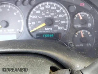 1998 Chevrolet S-10 with VIN 1GCCS1447WK260094, listed as a IAAI auction lot 41648784 with 173,562 mi miles. Bid and sale history available at carsss.com. Image 7.