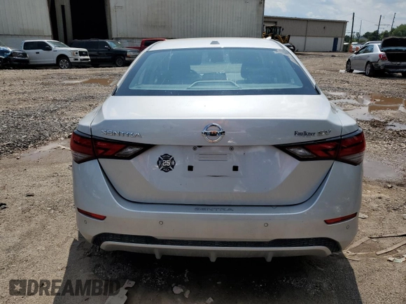 2021 Nissan Sentra SV with VIN 3N1AB8CV6MY208984, listed as a Copart auction lot 61301575 with 40,055 mi miles and Salvage title. Bid and sale history available at DreamBid. Image 6.