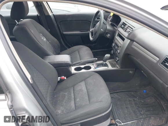 2010 Ford Fusion SE with VIN 3FAHP0HG6AR344312, listed as a IAAI auction lot 41701402 with 136,539 mi miles. Bid and sale history available at carsss.com. Image 5.