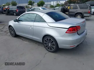 2013 Volkswagen Eos Sport с VIN WVWBW8AH9DV009377, выставлен на аукционе IAAI как лот 42327659 с пробегом 93 952 миль миль и . История ставок и продаж доступна на DreamBid. Изображение 3.