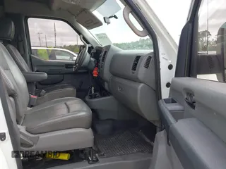 2013 Nissan NV Cargo S с VIN 1N6BF0LY4DN103310, выставлен на аукционе IAAI как лот 42135456 с пробегом 122 968 миль миль и . История ставок и продаж доступна на DreamBid. Изображение 5.