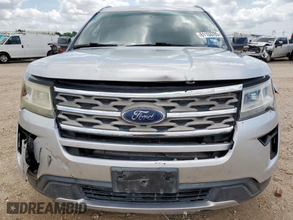 2018 Ford Explorer XLT with VIN 1FM5K7D85JGA54665, listed as a Copart auction lot 61153785 with 59,877 mi miles and Salvage title. Bid and sale history available at DreamBid. Image 5.