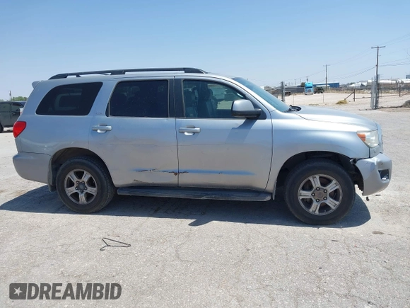 2011 Toyota Sequoia SR5 with VIN 5TDZM5G18BS003008, listed as a IAAI auction lot 42014008 with 220,259 mi miles. Bid and sale history available at carsss.com. Image 12.