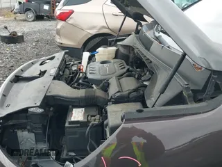 2016 Kia Sorento EX z VIN 5XYPHDA17GG023978, wystawiony jako IAAI lot #42453602 z przebiegiem 121 977 mil mil oraz . Historia ofert i sprzedaży dostępna na DreamBid. Obrazek 22.