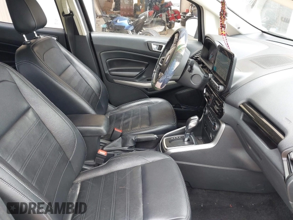 2019 Ford EcoSport Titanium z VIN MAJ6S3KL8KC281579, wystawiony jako IAAI lot #41995080 z przebiegiem 93 240 mil mil oraz . Historia ofert i sprzedaży dostępna na DreamBid. Obrazek 5.