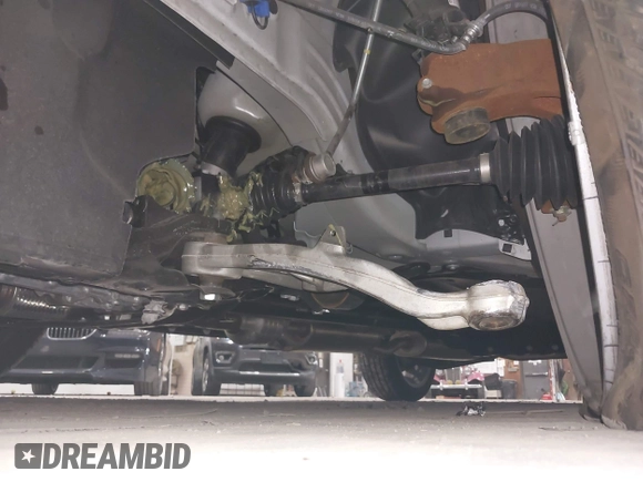 2025 Honda Passport EX-L z VIN 5FNYF8H5XSB017943, wystawiony jako IAAI lot #42027857 z przebiegiem 1 822 mil mil oraz . Historia ofert i sprzedaży dostępna na DreamBid. Obrazek 17.