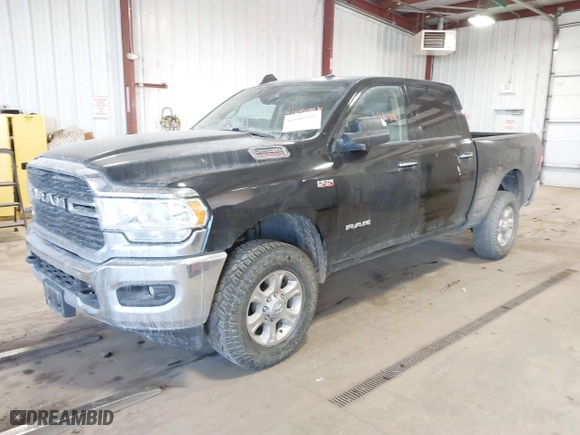 2019 Ram 2500 Big Horn with VIN 3C6UR5DJ8KG570650, listed as a IAAI auction lot 41646906 with 187,522 mi miles. Bid and sale history available at carsss.com. Image 17.
