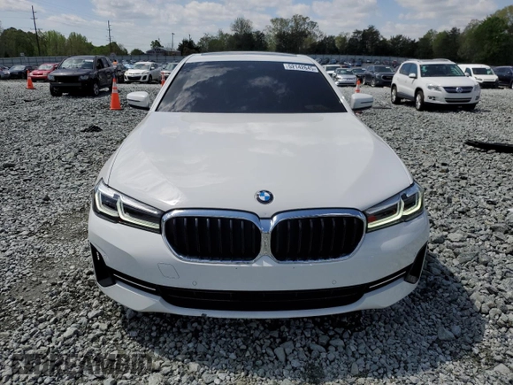 2022 BMW 5 Series 540i xDrive with VIN WBA73BJ06NWX59060, listed as a Copart auction lot 52142645 with 33,678 mi miles and Salvage title. Bid and sale history available at DreamBid. Image 5.