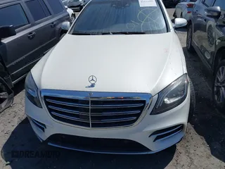 2018 Mercedes-Benz S 560 with VIN WDDUG8DB0JA416705, listed as a IAAI auction lot 41533553 with 30,268 mi miles and . Bid and sale history available at carsss.com. Image 13.