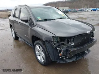 2015 Jeep Compass Latitude with VIN 1C4NJDEB6FD217929, listed as a IAAI auction lot 41655409 with 137,682 mi miles. Bid and sale history available at carsss.com. Image 1.