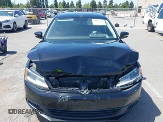 2012 Volkswagen Jetta SE z VIN 3VWDP7AJ6CM373247, wystawiony jako IAAI lot #42287269 z przebiegiem 110 874 mil mil oraz . Historia ofert i sprzedaży dostępna na DreamBid. Obrazek 12.