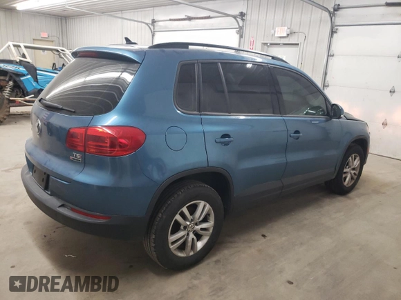 2017 Volkswagen Tiguan S with VIN WVGBV7AX8HW501835, listed as a Copart auction lot 58415625 with 117,017 mi miles and Clean title. Bid and sale history available at DreamBid. Image 3.