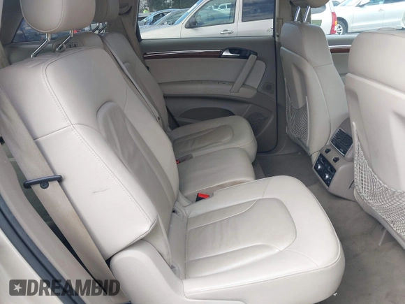 2008 Audi Q7 Premium z VIN WA1BY74LX8D001010, wystawiony jako IAAI lot #42236186 z przebiegiem 183 778 mil mil oraz . Historia ofert i sprzedaży dostępna na DreamBid. Obrazek 8.