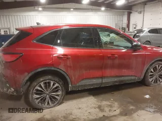 2022 Ford Escape SE z VIN 1FMCU9G66NUB13365, wystawiony jako IAAI lot #41420034 z przebiegiem 24 286 mil mil oraz . Historia ofert i sprzedaży dostępna na DreamBid. Obrazek 14.