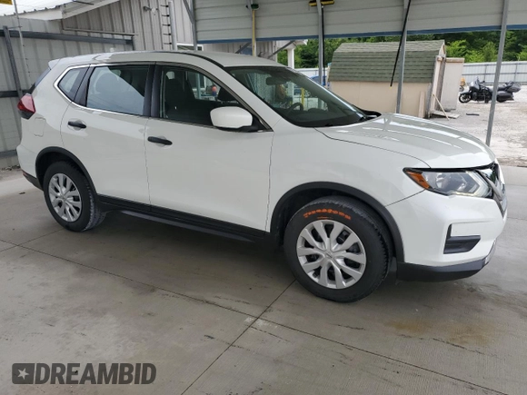 2020 Nissan Rogue S z VIN JN8AT2MT5LW039801, wystawiony jako Copart lot #60525875 z przebiegiem 92 095 mil mil oraz Czysty tytuł • Clean title. Historia ofert i sprzedaży dostępna na DreamBid. Obrazek 4.