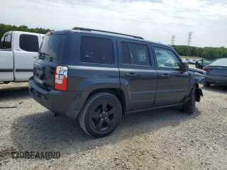 2014 Jeep Patriot Altitude with VIN 1C4NJPBA4ED927701, listed as a Copart auction lot 58413245 with 107,168 mi miles and Clean title. Bid and sale history available at DreamBid. Image 3.