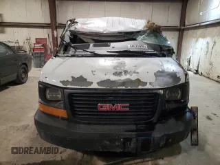 2009 GMC Savana Cargo Van with VIN 1GTGG256091104465, listed as a Copart auction lot 88076095 with 0 mi miles and Salvage Title. Bid and sale history available at carsss.com. Image 5.