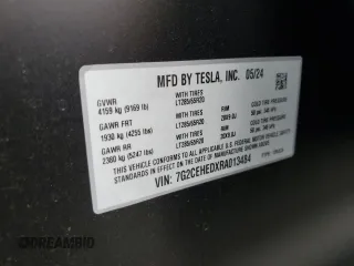 2024 Tesla Cybertruck z VIN 7G2CEHEDXRA013484, wystawiony jako Copart lot #68049444 z przebiegiem 2869 mil mil oraz Szkody całkowita. Historia ofert i sprzedaży dostępna na DreamBid. Obrazek 12.