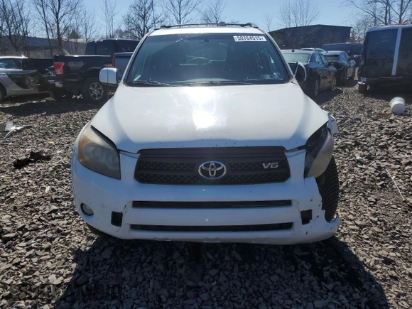 2007 Toyota RAV4 Sport with VIN JTMBK32V275026447, listed as a Copart auction lot 50764515 with 139,184 mi miles and Salvage Title. Bid and sale history available at carsss.com. Image 5.