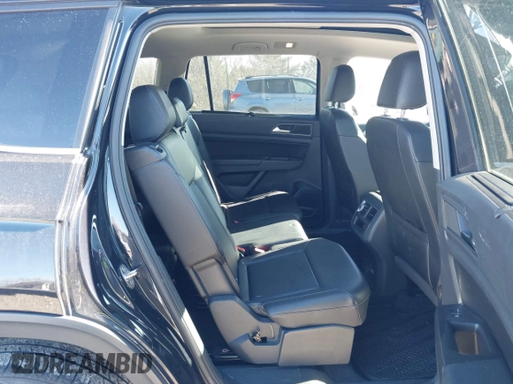 2019 Volkswagen Atlas SEL R-Line z VIN 1V2RR2CA6KC509913, wystawiony jako IAAI lot #41410198 z przebiegiem 97 681 mil mil oraz . Historia ofert i sprzedaży dostępna na DreamBid. Obrazek 8.