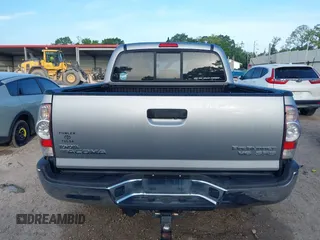 2015 Toyota Tacoma PreRunner with VIN 5TFJU4GN2FX083769, listed as a IAAI auction lot 42706127 with 123,735 mi miles and . Bid and sale history available at DreamBid. Image 17.