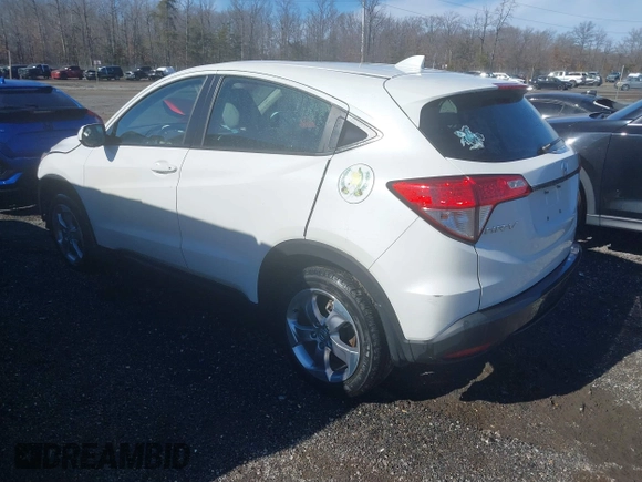 2022 Honda HR-V LX with VIN 3CZRU6H31NM768923, listed as a IAAI auction lot 41633075 with 56,886 mi miles. Bid and sale history available at carsss.com. Image 3.