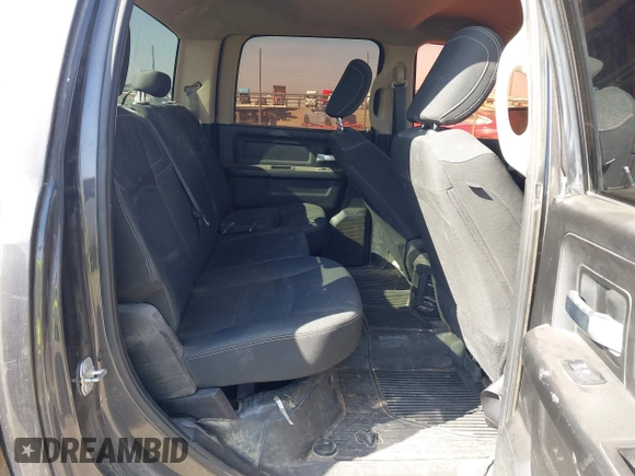 2019 Ram 2500 Tradesman with VIN 3C6UR5HJ5KG568168, listed as a IAAI auction lot 41467083 with 139,763 mi miles and . Bid and sale history available at DreamBid. Image 7.