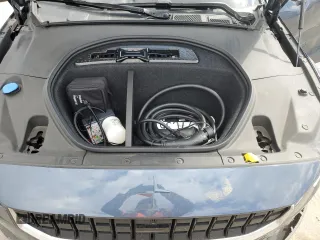 2022 Polestar 2 z VIN LPSED3KA3NL080345, wystawiony jako Copart lot #48225545 z przebiegiem Nie podano mil oraz Szkody całkowita. Historia ofert i sprzedaży dostępna na DreamBid. Obrazek 12.