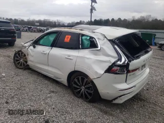 2019 Volvo XC60 Inscription with VIN LYV102RL4KB237691, listed as a Copart auction lot 87033724 with 133,815 mi miles and Salvage title. Bid and sale history available at DreamBid. Image 2.