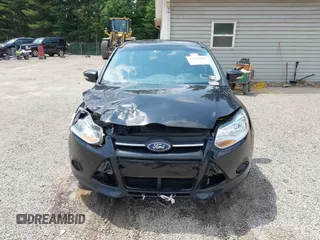 2014 Ford Focus SE с VIN 1FADP3K25EL421334, выставлен на аукционе IAAI как лот 42423083 с пробегом 108 687 миль миль и . История ставок и продаж доступна на DreamBid. Изображение 13.