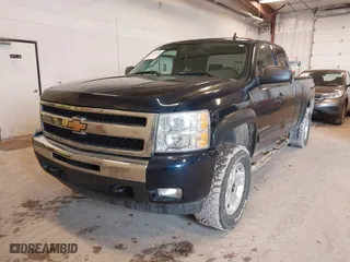 2009 Chevrolet Silverado 1500 LT with VIN 1GCEK29099Z279603, listed as a IAAI auction lot 41746366 with 174,752 mi miles. Bid and sale history available at carsss.com. Image 12.