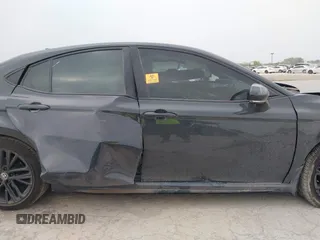 2025 Toyota Camry LE z VIN 4T1DAACK8SU073156, wystawiony jako IAAI lot #41964628 z przebiegiem 9 193 mil mil oraz . Historia ofert i sprzedaży dostępna na DreamBid. Obrazek 13.