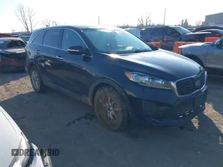 2020 Kia Sorento LX V6 with VIN 5XYPGDA56LG615176, listed as a IAAI auction lot 40988241 with 103,338 mi miles. Bid and sale history available at carsss.com. Image 1.