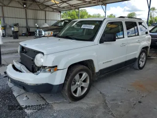 2015 Jeep Patriot Latitude with VIN 1C4NJPFB6FD241342, listed as a Copart auction lot 58004935 with 241,451 mi miles and Salvage title. Bid and sale history available at DreamBid. Image 1.