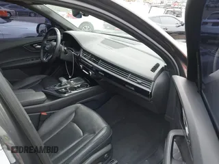 2018 Audi Q7 Premium Plus with VIN WA1LAAF73JD051839, listed as a IAAI auction lot 41764176 with 58,557 mi miles. Bid and sale history available at carsss.com. Image 5.