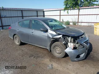2016 Nissan Versa S с VIN 3N1CN7AP2GL901440, выставлен на аукционе IAAI как лот 42381191 с пробегом 136 477 миль миль и . История ставок и продаж доступна на DreamBid. Изображение 1.