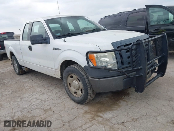 2009 Ford F-150 STX with VIN 1FTRX12W59KB75341, listed as a IAAI auction lot 42045577 with 195,427 mi miles and . Bid and sale history available at DreamBid. Image 1.