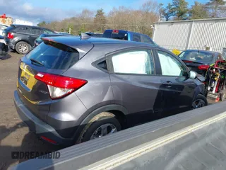 2021 Honda HR-V LX with VIN 3CZRU6H35MM707234, listed as a IAAI auction lot 41066081 with 60,091 mi miles. Bid and sale history available at carsss.com. Image 12.