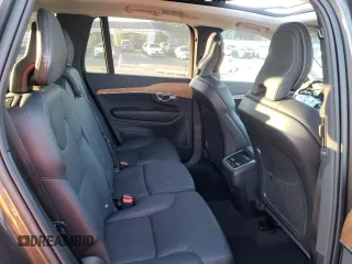 2024 Volvo XC90 Plus Bright Theme z VIN YV4L12PE1R1235535, wystawiony jako Copart lot #79864474 z przebiegiem Nie podano mil oraz Szkody całkowita. Historia ofert i sprzedaży dostępna na DreamBid. Obrazek 11.