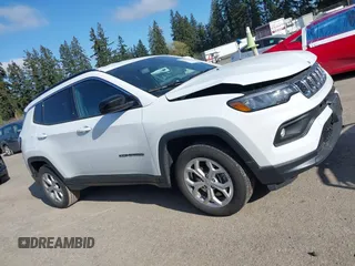 2024 Jeep Compass Latitude with VIN 3C4NJDBN1RT118139, listed as a IAAI auction lot 42053643 with 19,645 mi miles. Bid and sale history available at carsss.com. Image 13.