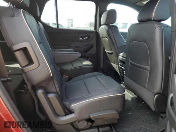 2022 Chevrolet Traverse Premier z VIN 1GNEVKKW2NJ132898, wystawiony jako Copart lot #52786375 z przebiegiem 12 902 mil mil oraz Szkoda całkowita • Salvage title. Historia ofert i sprzedaży dostępna na DreamBid. Obrazek 11.