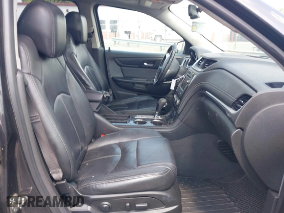 2015 Chevrolet Traverse LT with VIN 1GNKVHKD1FJ352801, listed as a IAAI auction lot 42603454 with 110,991 mi miles and . Bid and sale history available at DreamBid. Image 5.