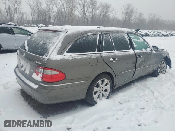 2009 Mercedes-Benz E 350 with VIN WDBUH87X99B438401, listed as a Copart auction lot 43974375 with 236,551 mi miles and Salvage Title. Bid and sale history available at DreamBid. Image 3.