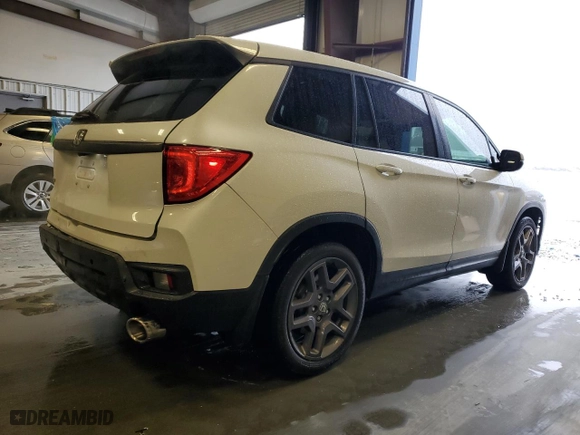 2022 Honda Passport EX-L with VIN 5FNYF7H52NB003985, listed as a Copart auction lot 80339754 with 33,206 mi miles and Salvage Title. Bid and sale history available at carsss.com. Image 3.